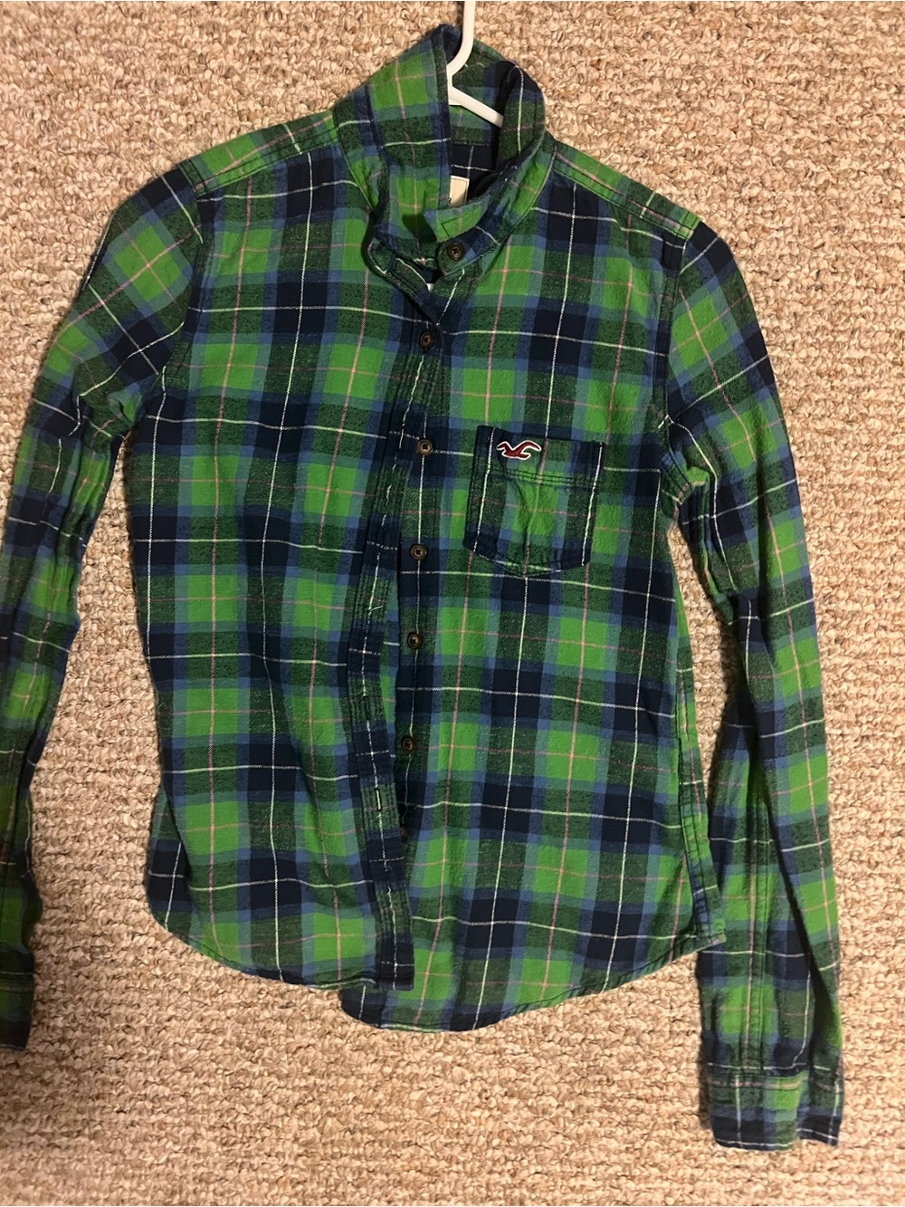 Hollister Green & Navy Plaid Long-Sleeve Button-Down Shirt